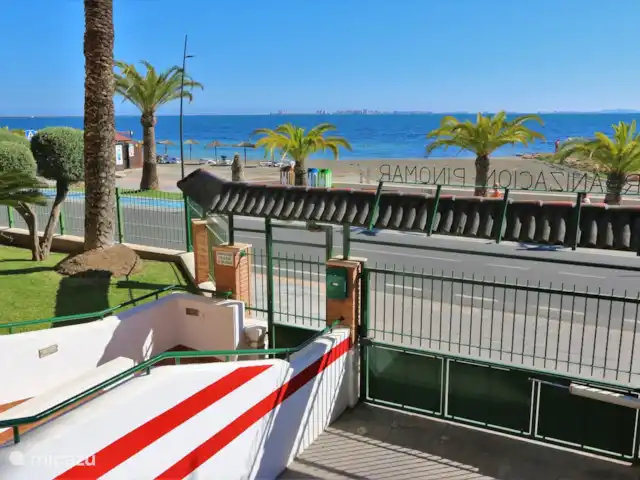 Apartamento en primera línea de playa en España, Murcia, San Pedro del Pinatar - apartamento Apartamento en primera línea de playa