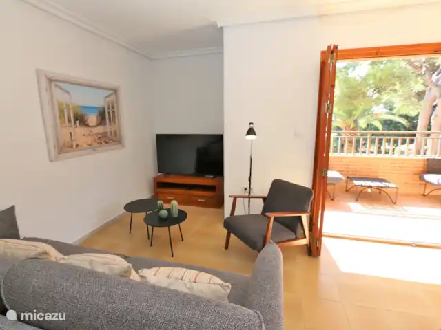 Apartamento en primera línea de playa en España, Murcia, San Pedro del Pinatar - apartamento Salón