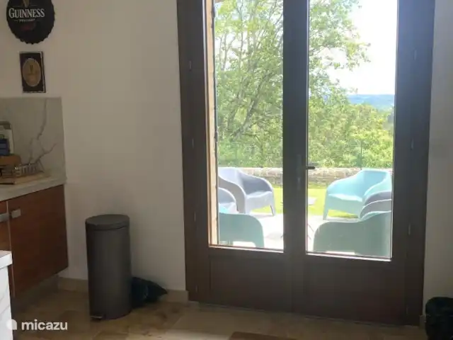 Le Cairy | France, Dordogne, Sarlat-la-Canéda - maison de vacances Directement de la cuisine sur la terrasse