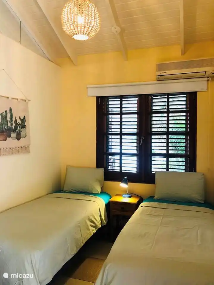 Schlafzimmer 3 mit zwei Einzelbetten