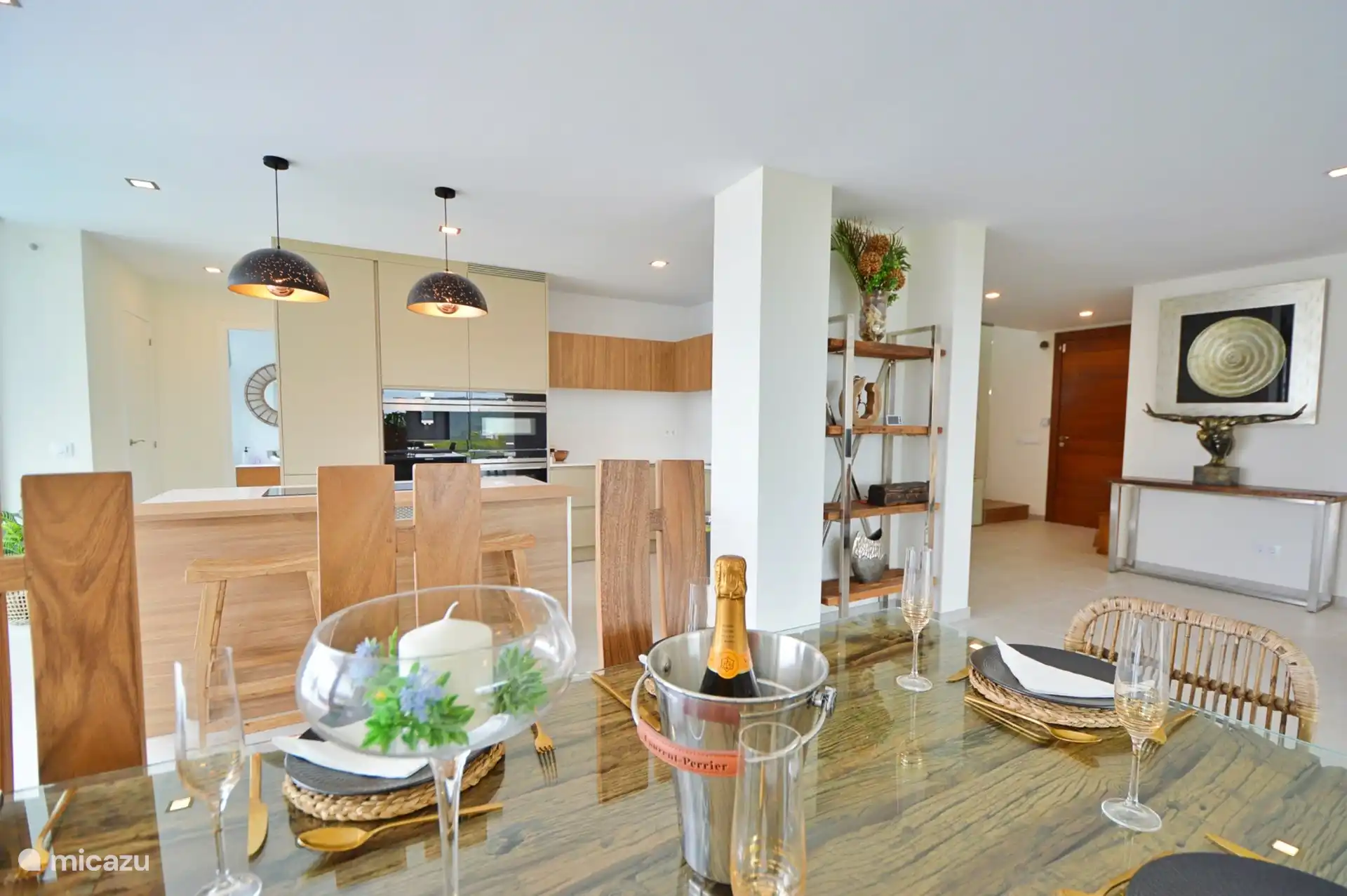 Mesa de comedor grande 