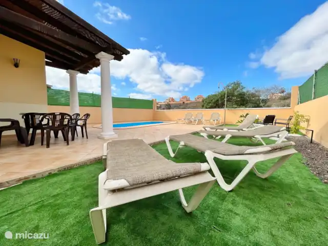 FTV Maisons de vacances Casa Coscolla | Espagne, Fuerteventura, Corralejo - maison mitoyenne Jardin avec piscine