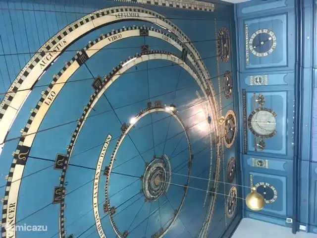 Plafond du musée Planétarium d’Eise Eisinga, patrimoine mondial de l’Unesco