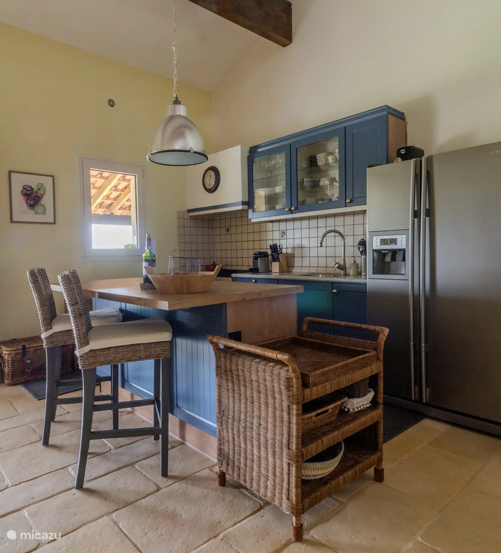 Cuisine ouverte avec bar 