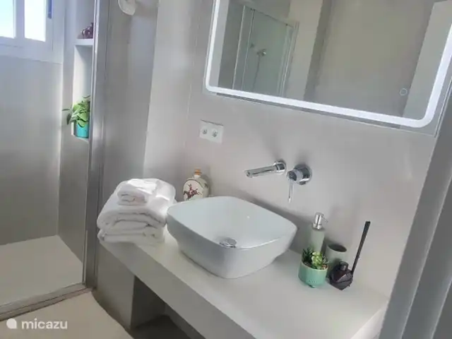 apartamento en España, Valencia, Valencia, España – Primadonna Suites Beach Baño
