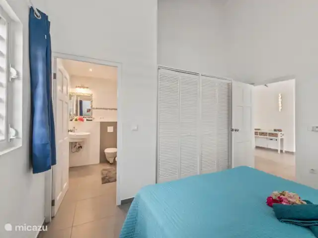 Villa Flamingo con piscina privada en Curazao, Bandabou (oeste), Fontein - villa Dormitorio 2 con baño en suite