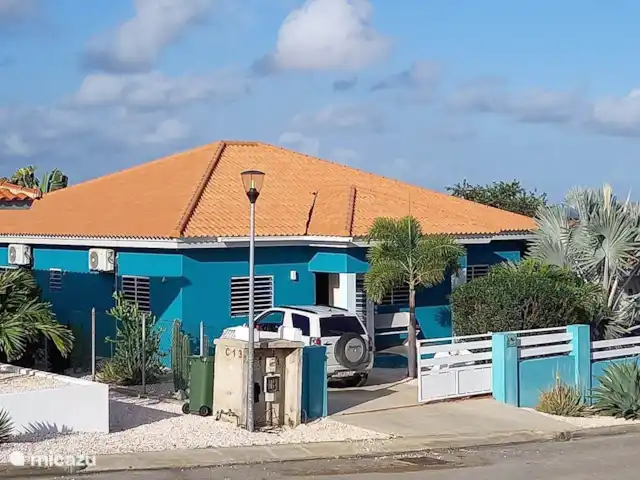 Villa Flamingo con piscina privada en Curazao, Bandabou (oeste), Fontein - villa Plaza de aparcamiento privada