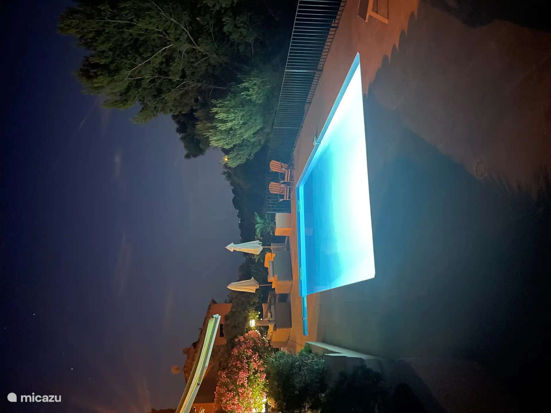 Verlichting zwembad en terras