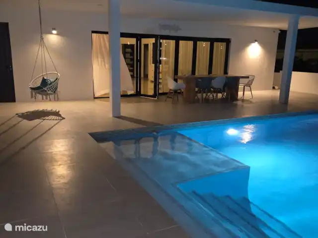 Villa Veertje  en Curazao, Bandabou (oeste), Grote Berg - casa vacacional Terraza bien iluminada