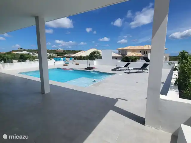 Villa Veertje  en Curazao, Bandabou (oeste), Grote Berg - casa vacacional Mucha sombra bajo el dosel