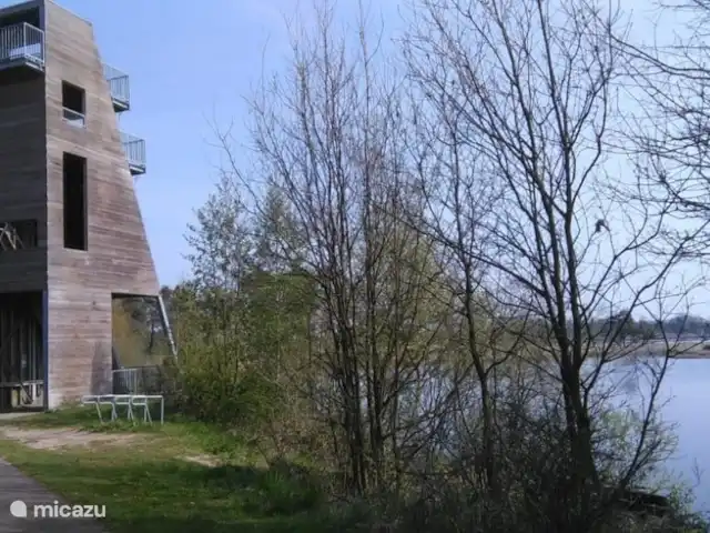 Zen huisje huren in België, Antwerpen, Turnhout - tiny house In de naaste omgeving vind je de uitkijktoren op het 'Bel lijntje'. zeer mooie wandel of fietsroute tot in Baarle Hertog.