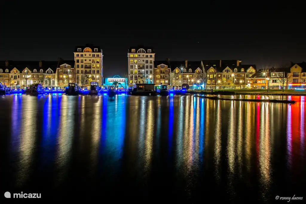 Een sfeerfoto van de nieuwe kaai te Turnhout (op circa 2km van de Tiny house.