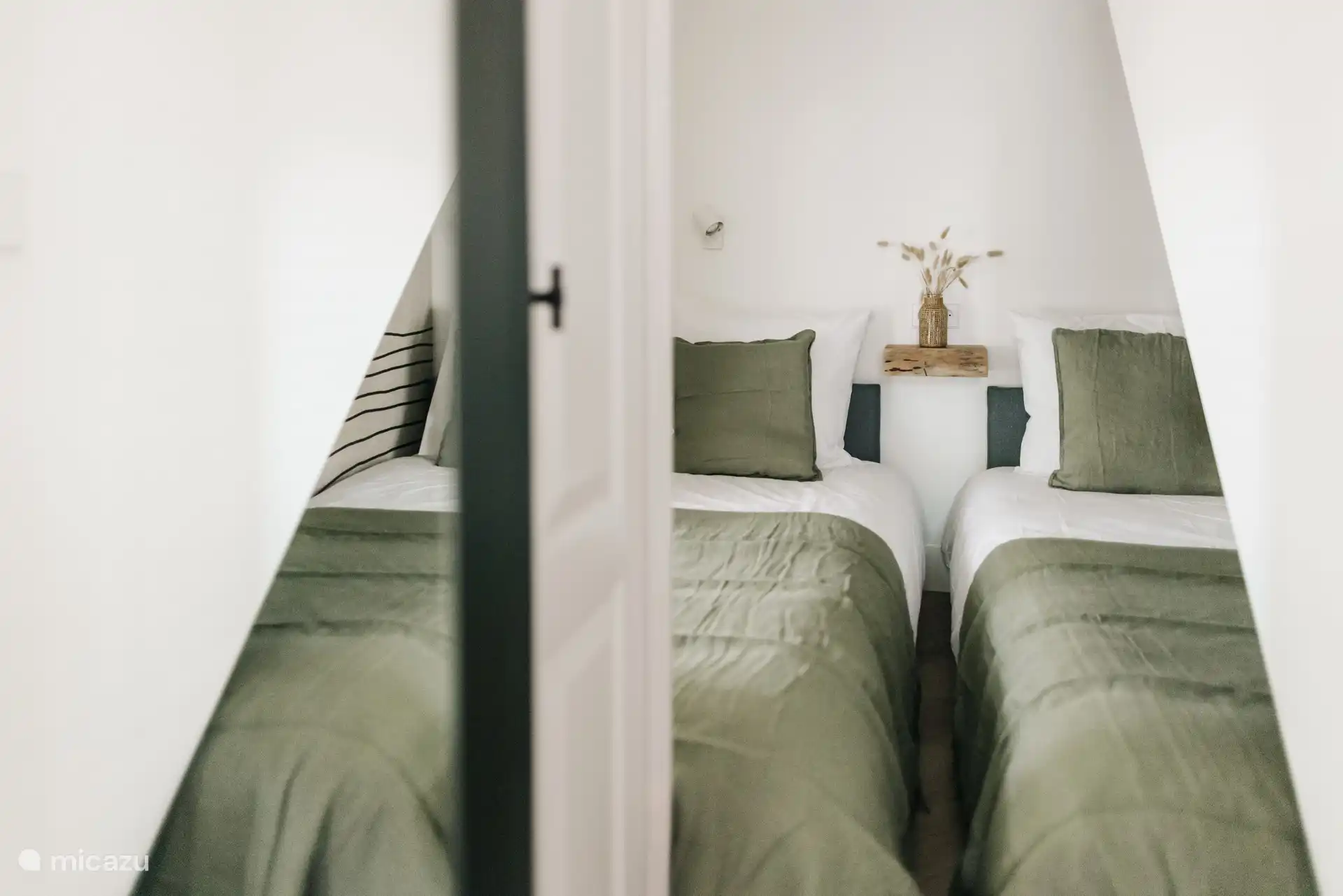 Schlafzimmer 1 mit 2 Einzelbetten