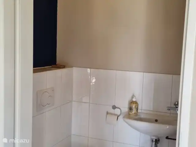 Lot 17 | Pays-Bas, Hollande du Nord, Anna Paulowna - maison de vacances WC séparés en bas