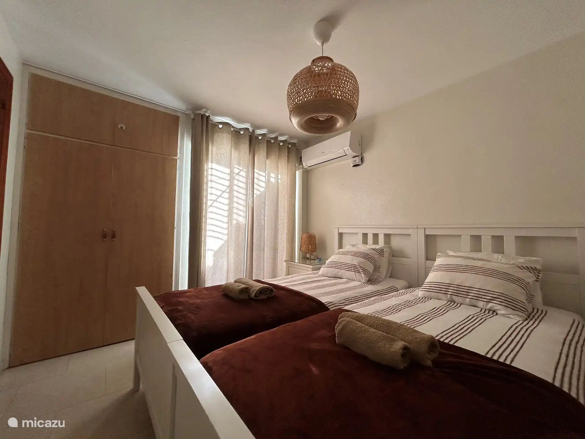 Met binnenplaats voor opslag