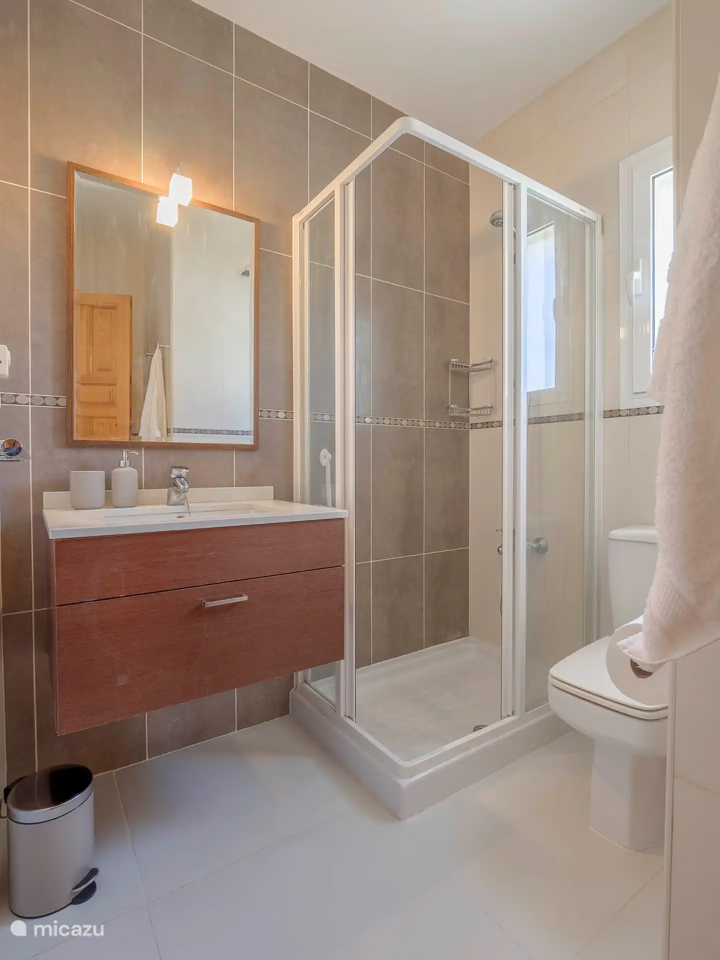 Salle de bain 2 à l’étage