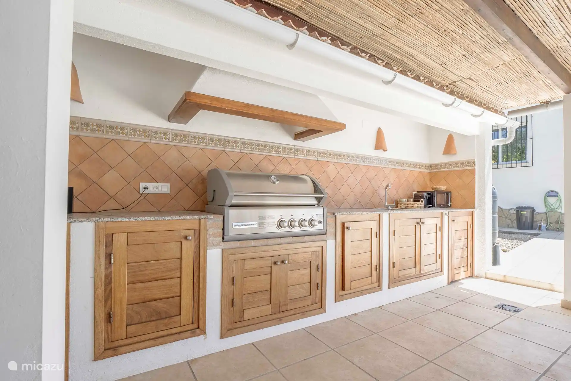 Cuisine extérieure avec BBQ