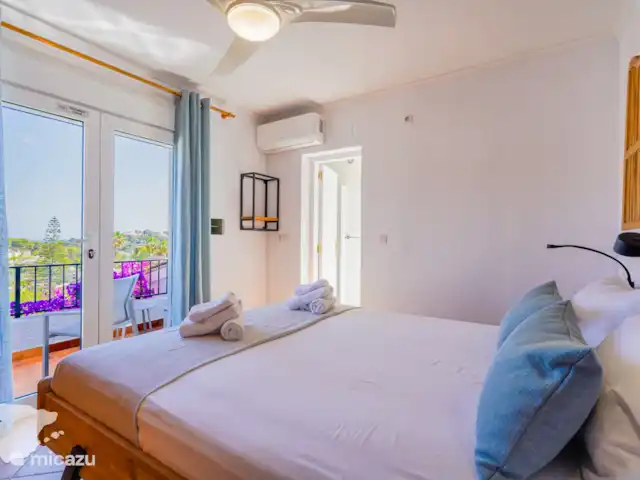 La Vida Loca | Espagne, Costa Blanca, Moraira - villa Chambre 3 à l’étage avec salle de bain attenante et terrasse privée