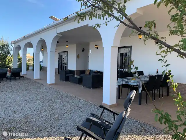 Casa Anhelando con piscina climatizada en España, Andalucía, Iznate - casa vacacional