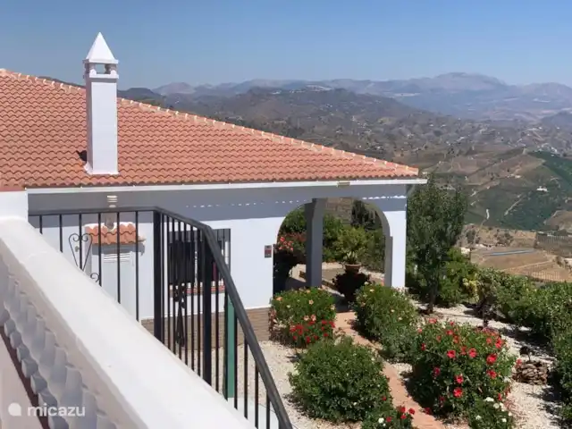 Casa Anhelando con piscina climatizada en España, Andalucía, Iznate - casa vacacional