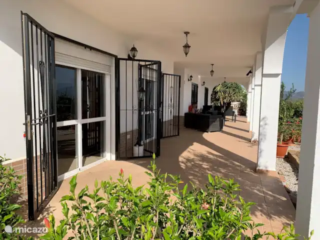 Casa Anhelando con piscina climatizada en España, Andalucía, Iznate - casa vacacional