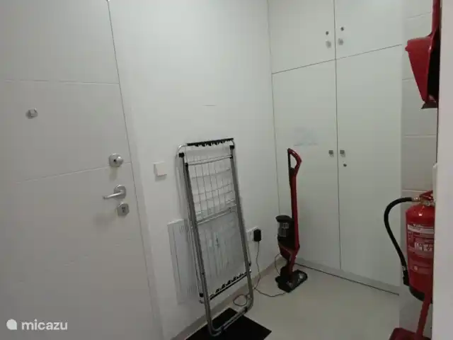 bungalow huren in Spanje, Costa Cálida, Sucina – VILLA XAVI Berging met wasmachine