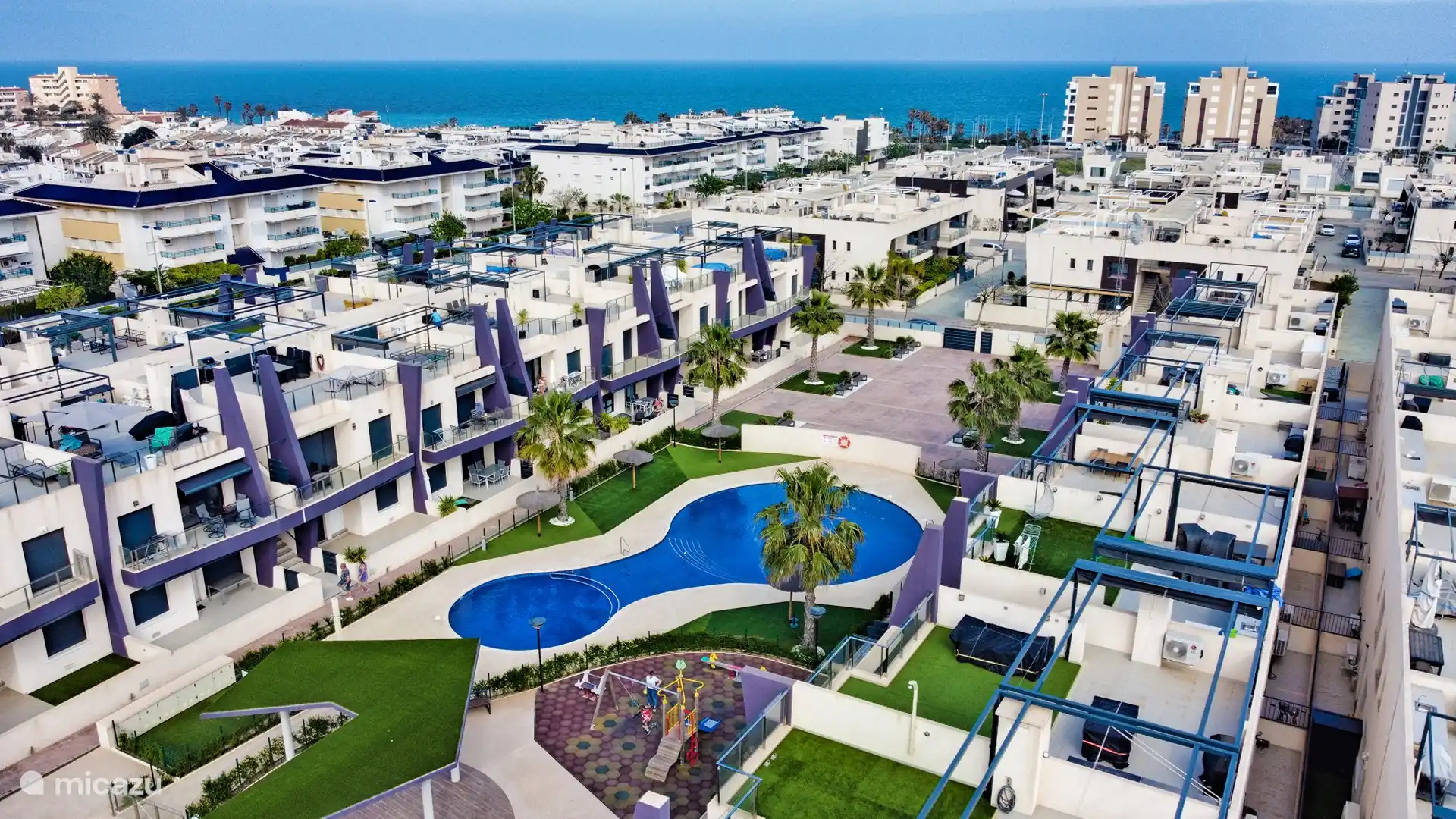 Wohnung in der Nähe von Schwimmbad, Strand