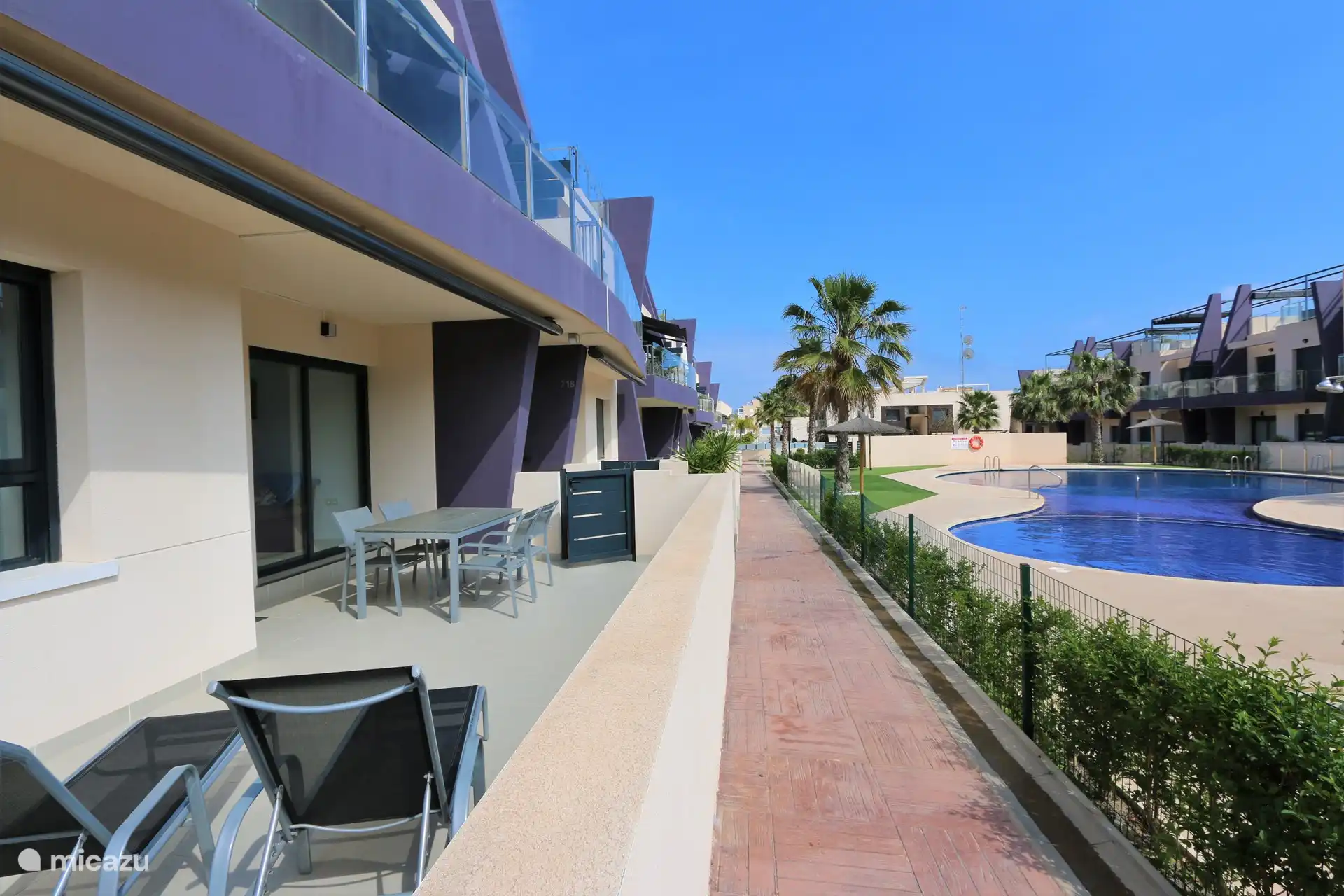 Wohnung in der Nähe von Schwimmbad, Strand