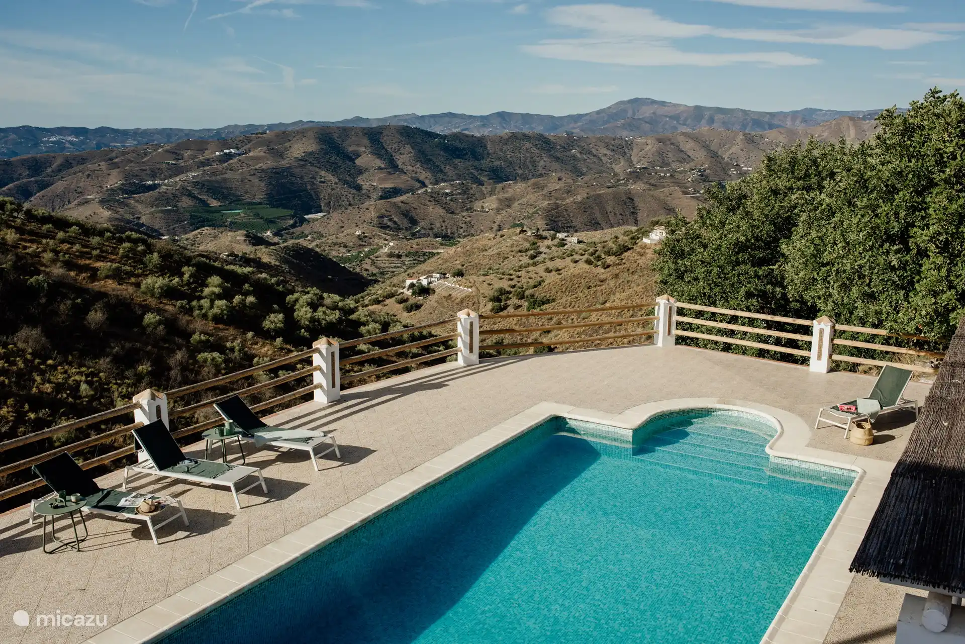 Casa Olivia - Schwimmbad & Terrasse, Bergblick