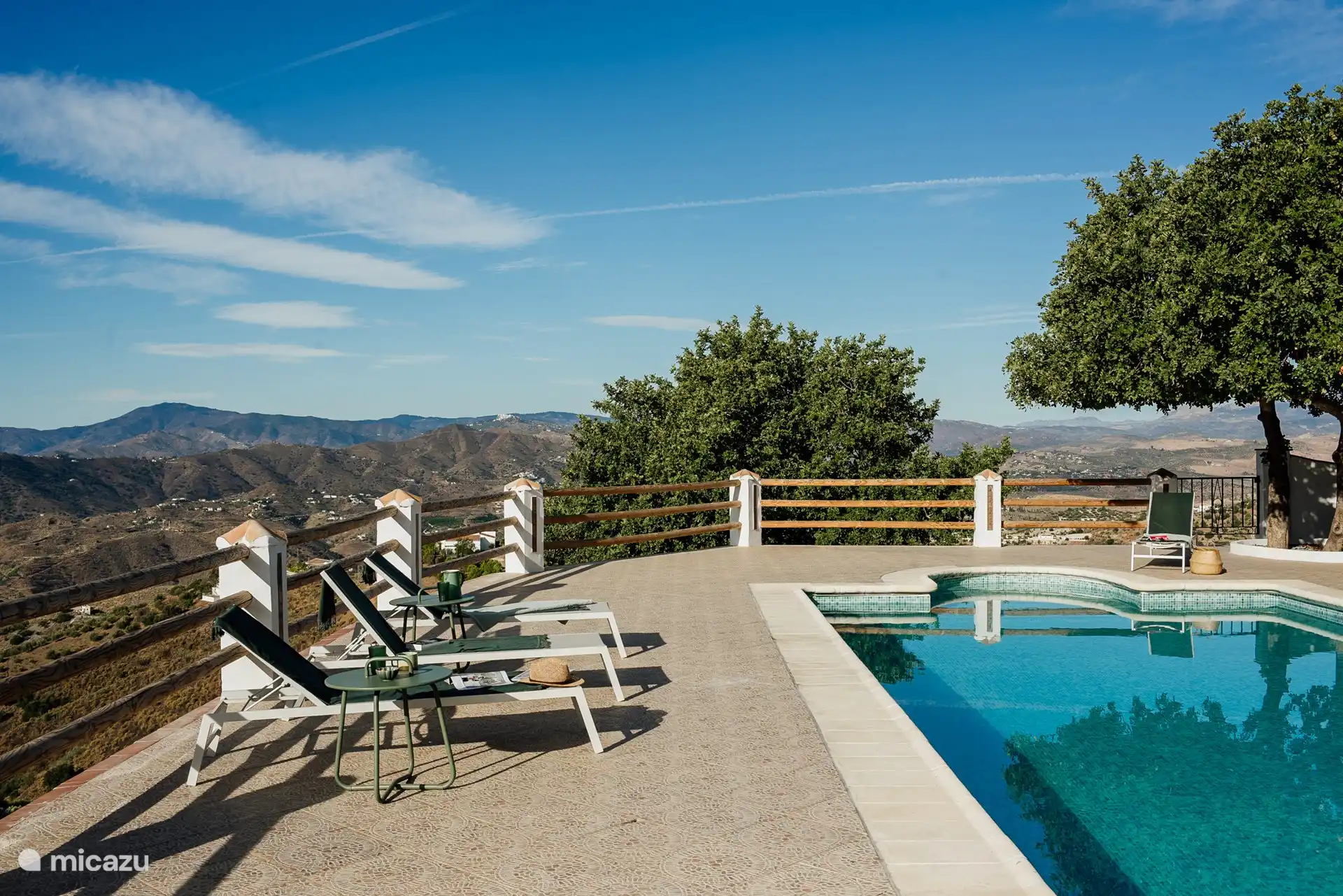 Casa Olivia - Schwimmbad & Terrasse, Bergblick