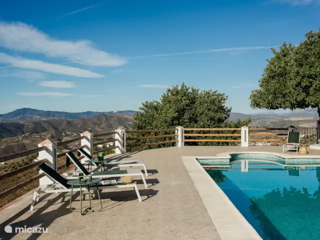 Casa Olivia huren in Spanje, Andalusië, Canillas de Aceituno - finca Casa Olivia - Swimming pool & terrace, mountain view