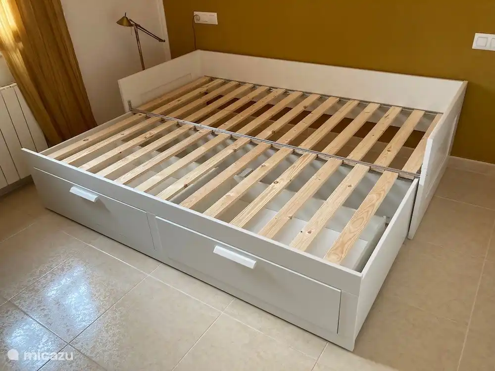 Chambre 3 avec lit gigogne pouvant accueillir deux personnes