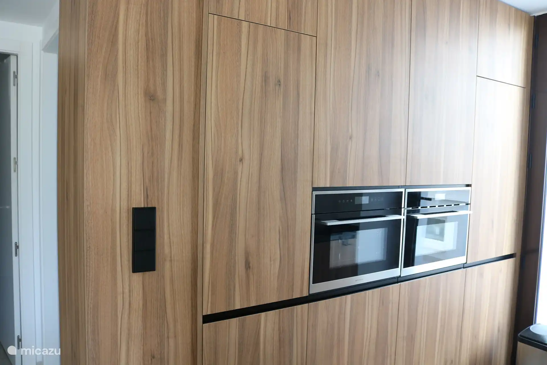 Kitchen with microwave, oven, dishwasher, ...