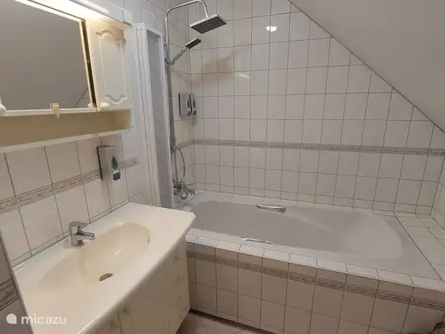 apartamento Harmony en Hungría, Vas, Bük (Bükfürdo) - apartamento baño