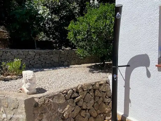 Location de Vacances Espagne, Costa Blanca, Benidoleig, villa - Villa Verano Douche extérieure