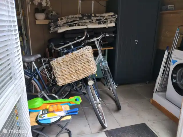 Location de Vacances Pays-Bas, Hollande méridionale, Goedereede, maison de vacances - Palais de Wil Local séparé avec 2 vélos que vous pouvez utiliser gratuitement