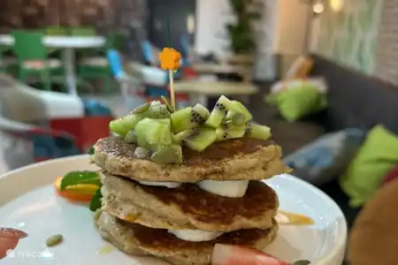 Petit-déjeuner à Ina Expresso