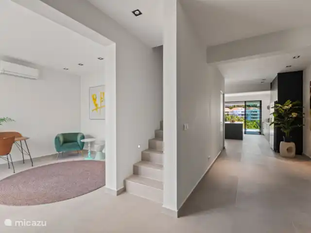 Station balnéaire de Blue Bay | Villa Bocazul 1 | Curaçao, Curaçao-Centre, Blue Bay - villa Escalier menant aux chambres