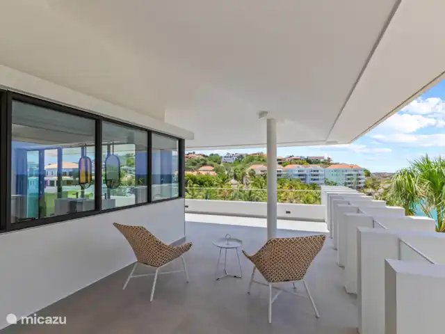 Station balnéaire de Blue Bay | Villa Bocazul 1 | Curaçao, Curaçao-Centre, Blue Bay - villa Balcon chambre principale