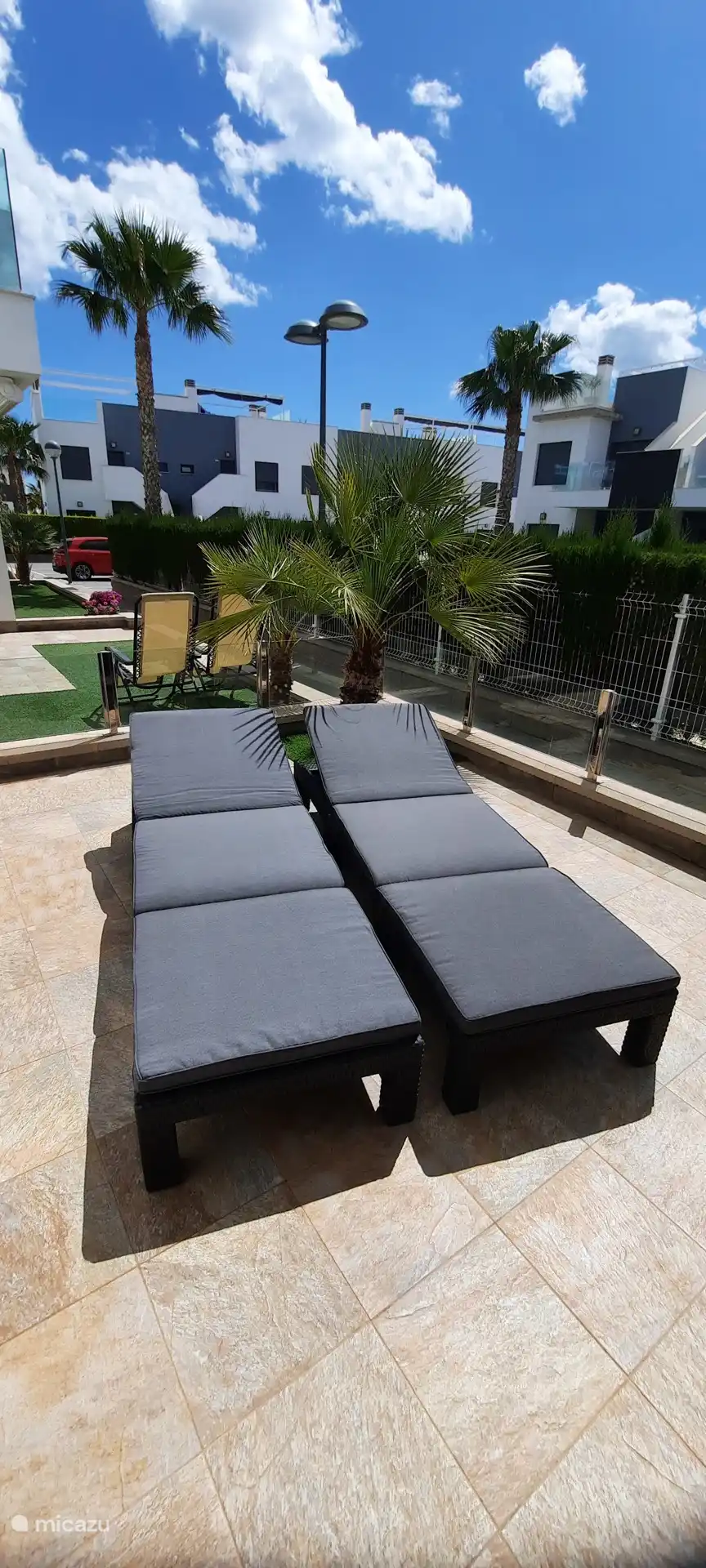 Sonnenliegen, Terrasse