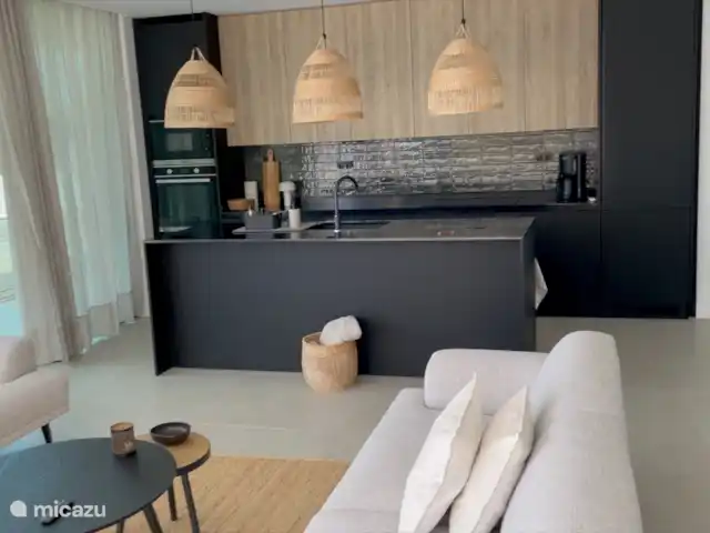 La Beach House Vue Mer | Portugal, Costa de Prata, Figueira da Foz - villa Cuisine ouverte avec tous les appareils électroménagers, plaque de cuisson, lave-vaisselle, micro-ondes, four, congélateur et réfrigérateur, machine à café et tout le matériel nécessaire pour cuisiner et manger :-)