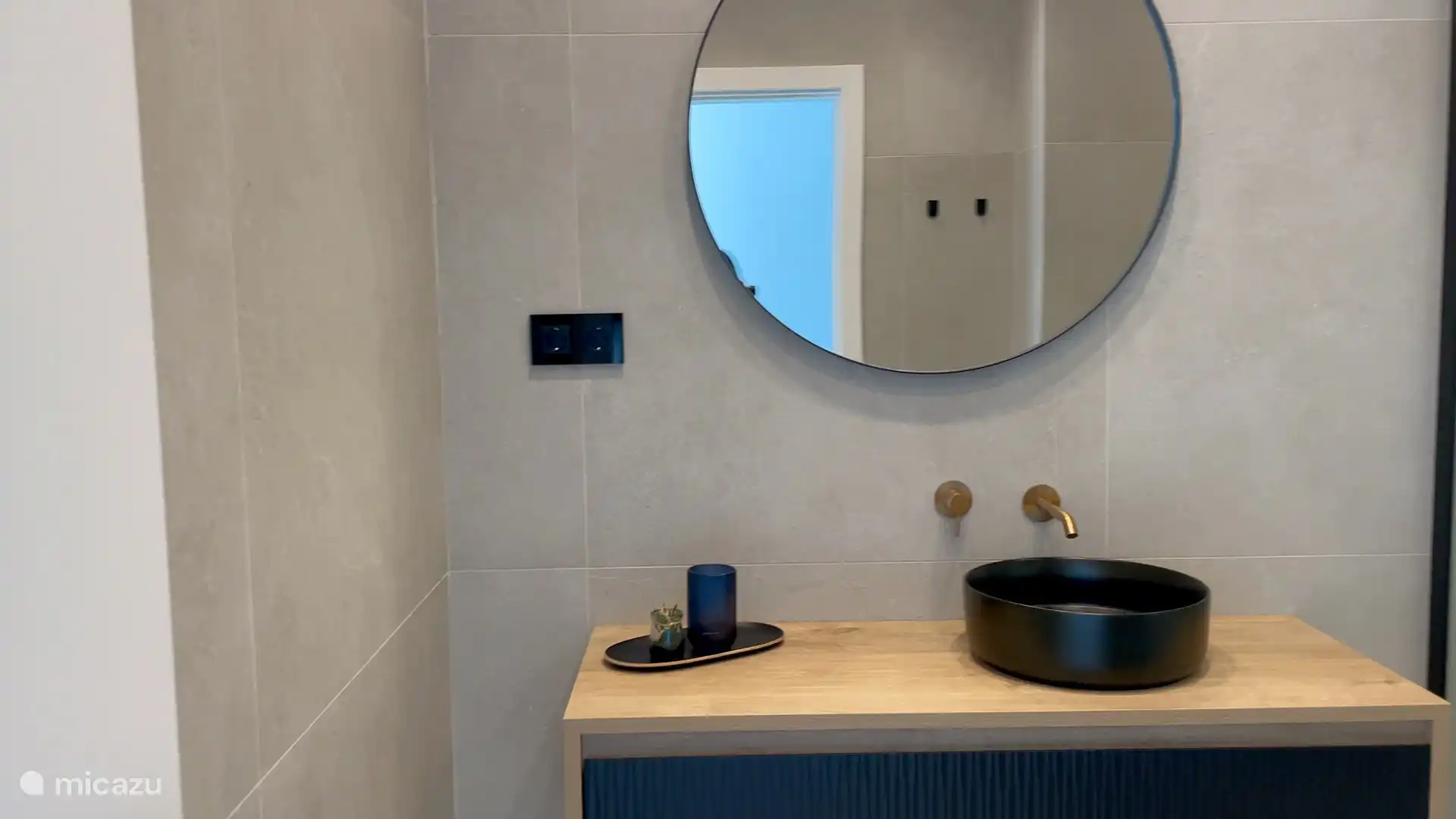 Badezimmer 2 mit Waschbecken