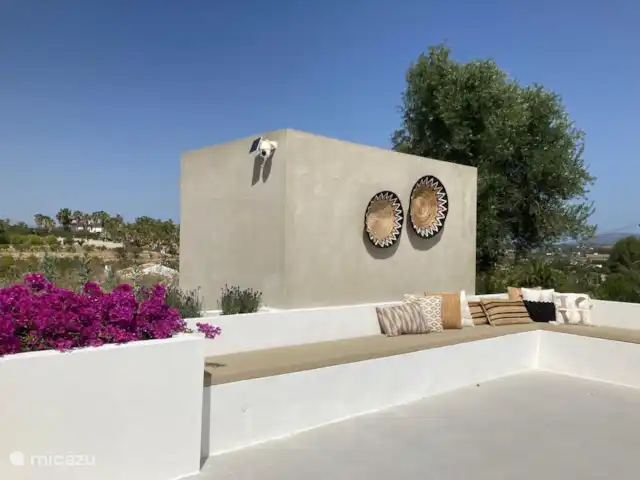 Villa Palmera | Espagne, Andalousie, Alhaurín el Grande - villa Se prélasser sur la terrasse de la piscine.