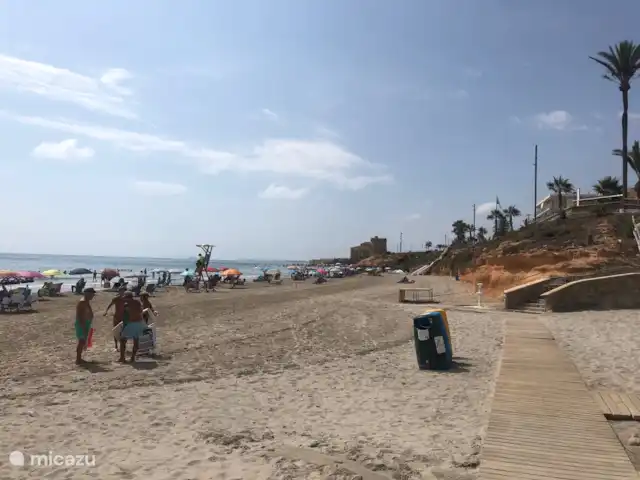 Casa Viena en España, Costa Blanca, Torre de la Horadada - apartamento Playa Los Jesuitas con vigilancia