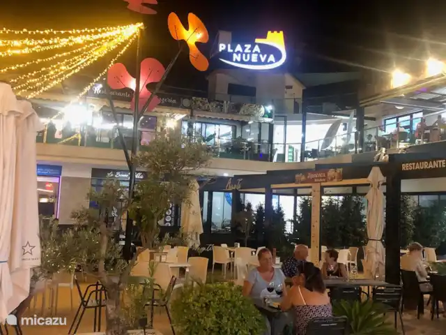 Casa Viena en España, Costa Blanca, Torre de la Horadada - apartamento Plaza Nueva con bares/restaurantes a 400m del apartamento