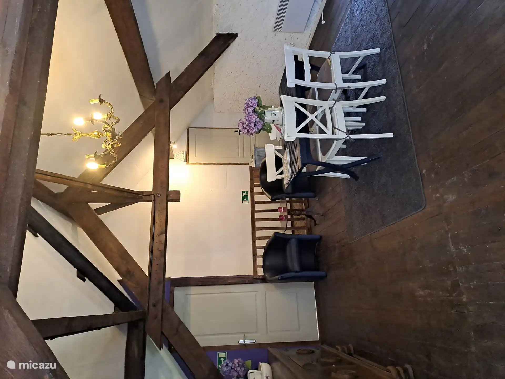 Sitzecke im Schlafboden