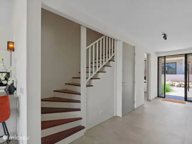 Villa Jazmyn19 @FrontRow Campo de golf en Curazao, Curazao Centro, Blue Bay - villa Escaleras al tercer dormitorio