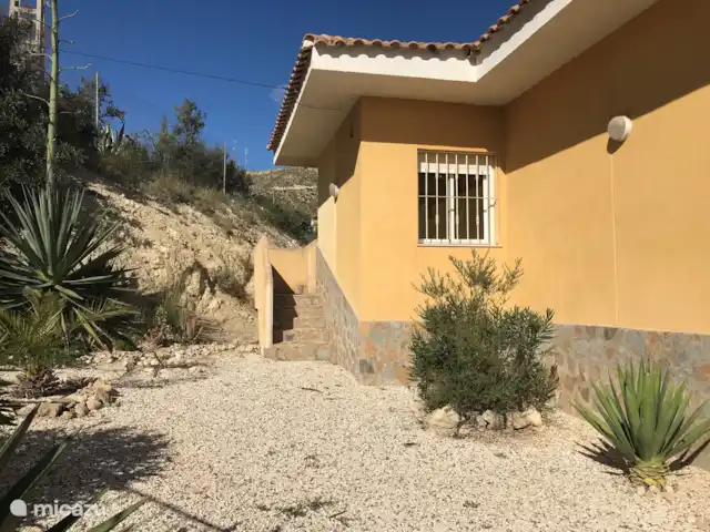 Casa Roca de Leones en España, Costa Blanca, El Campello - villa Jardín