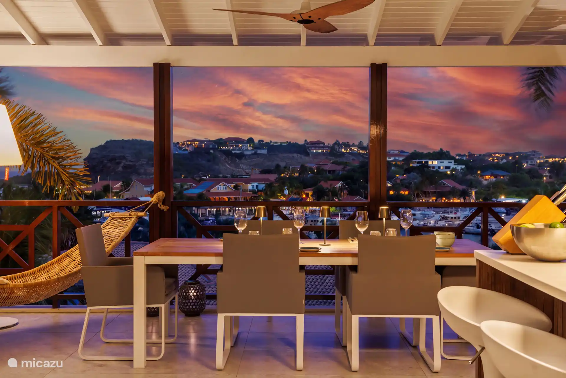 Una cena con vistas.