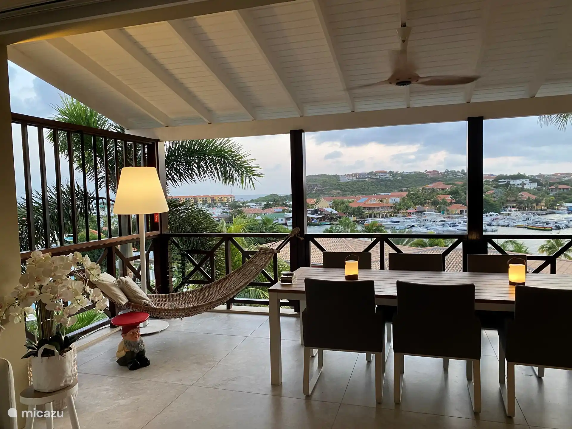 Large terrace with amazing views.